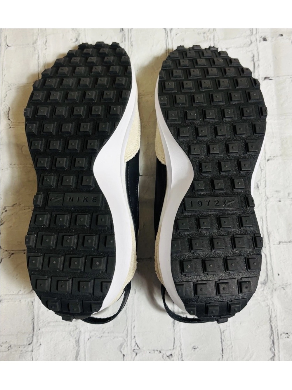Nike Waffle Debut Women’s 8 Sneakers Sanddrift Black Retro Style Casual Shoes - Picture 8 of 12